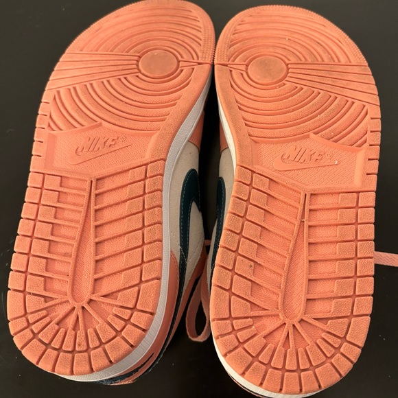 Jordan 1 Low - Light Madder Root - Picture 5 of 5